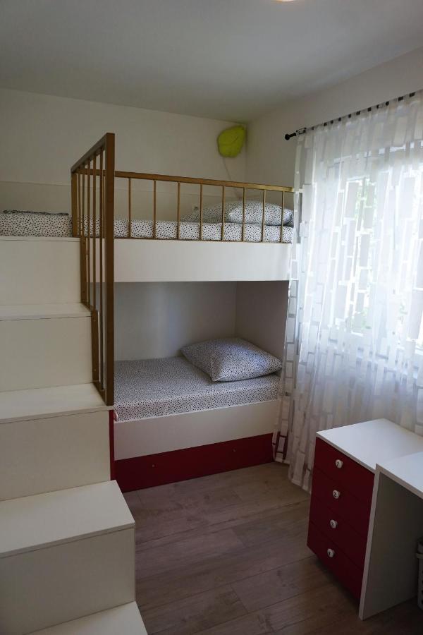 Just4Us Villa Srima Dış mekan fotoğraf